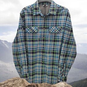 Eddie Bauer Button Up Shirt Mens Tall XL Green Blue Plaid Long Sleeves Casual